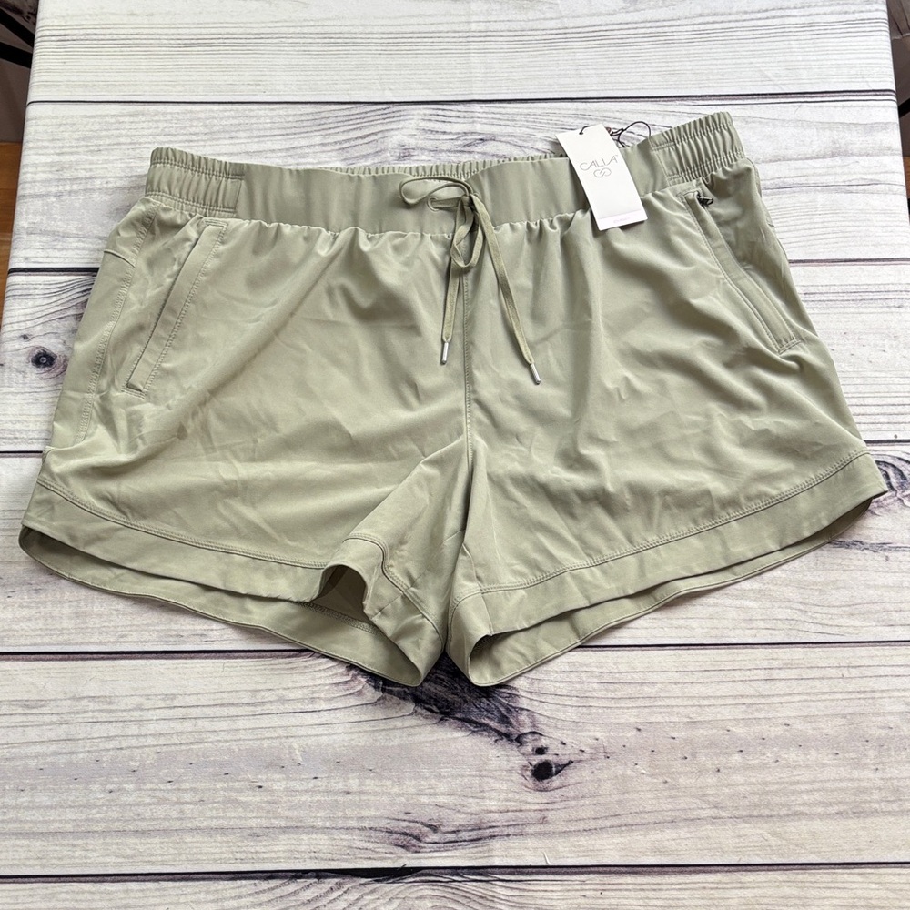 NWT CALIA by Carrie Underwood XXL Smudge Sage Green Women's Athletic Shorts Gym